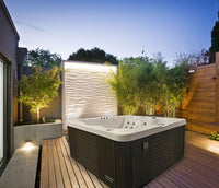 HOSPITALITY HOTUB